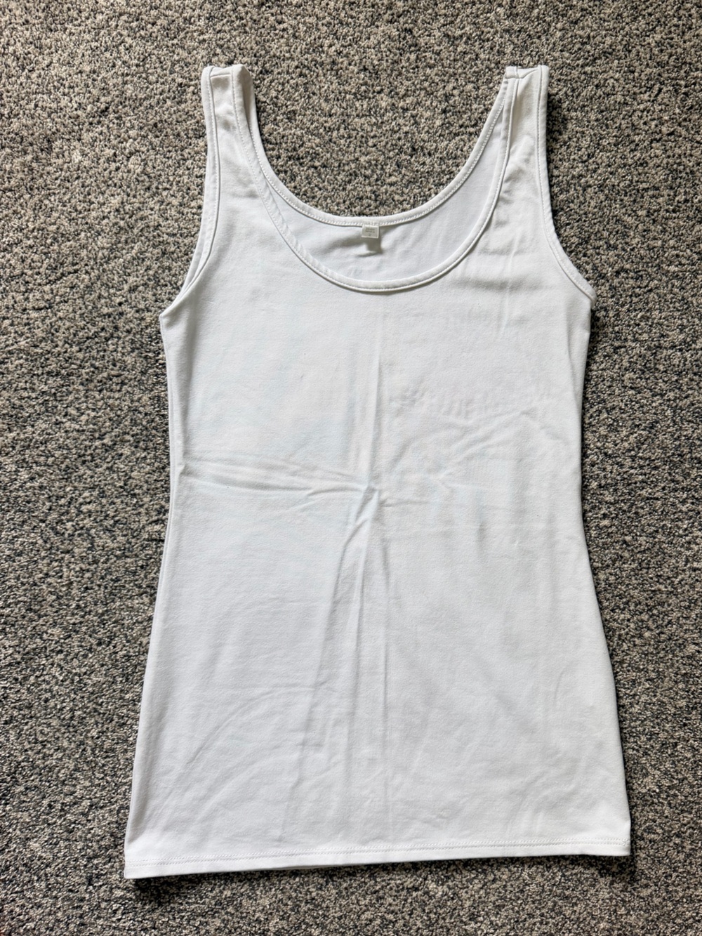 BKE Essential Women's White Scoop Neck Tank Top Size Small